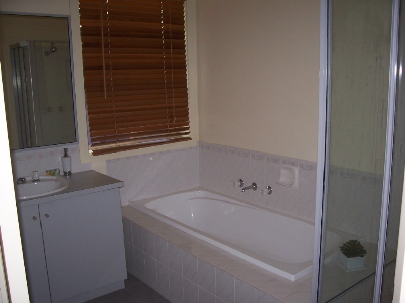 14 Essue Court, Mill Park VIC 3082