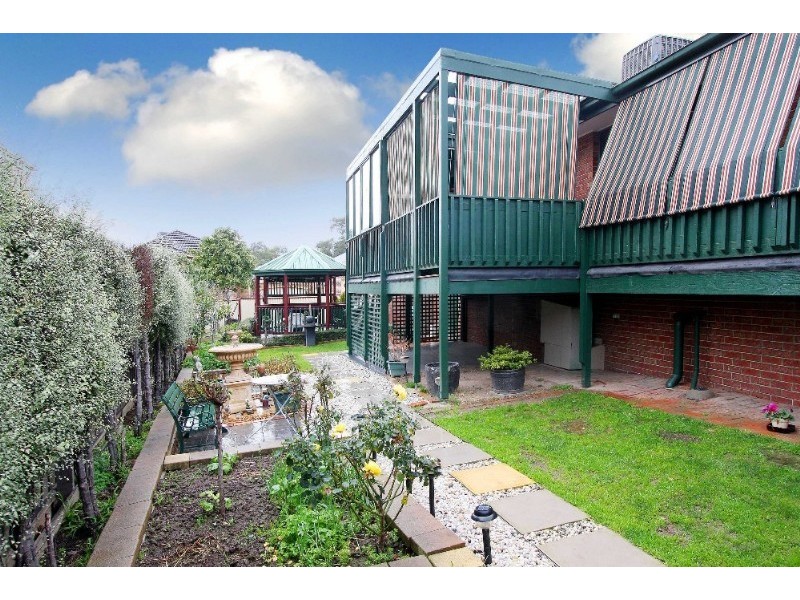 6 Bottlebrush Drive, Mill Park VIC 3082