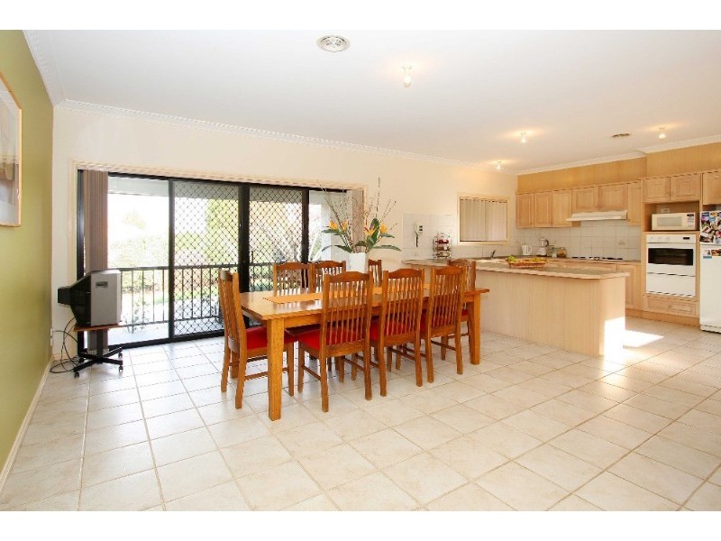 56 Incana Drive, Mill Park VIC 3082