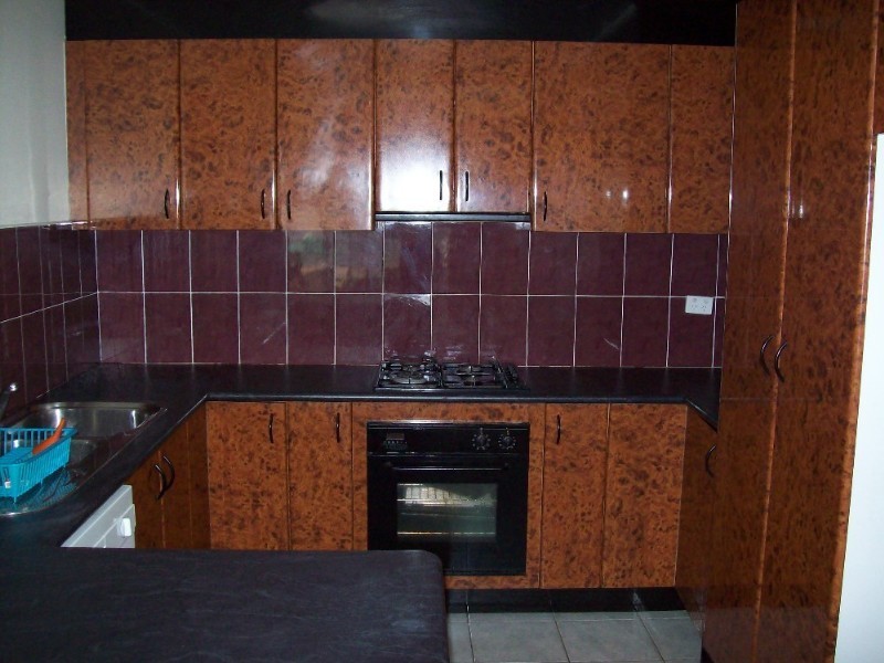 2/17 Waratah Street, Thomastown VIC 3074