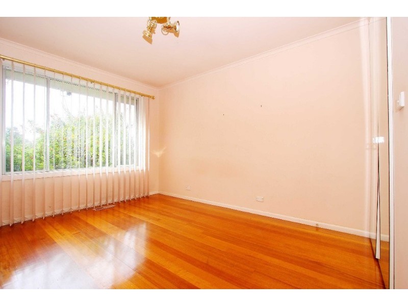 27 Champion Crescent, Bundoora VIC 3083