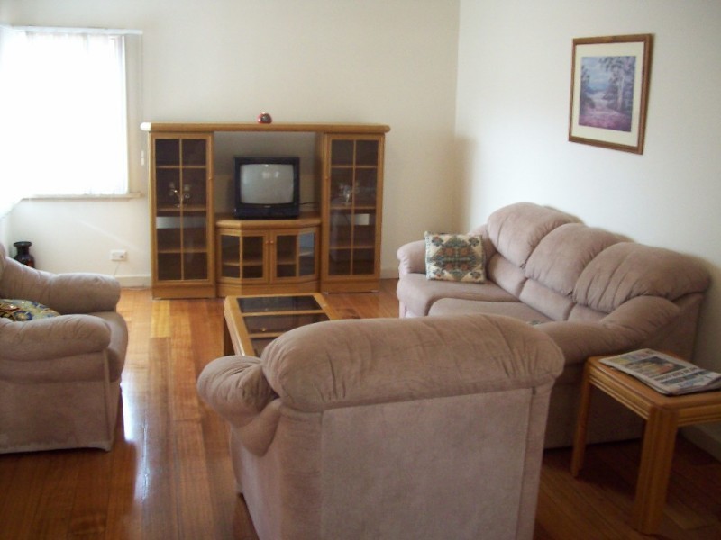 1/37 Clunes Street, Kingsbury VIC 3083