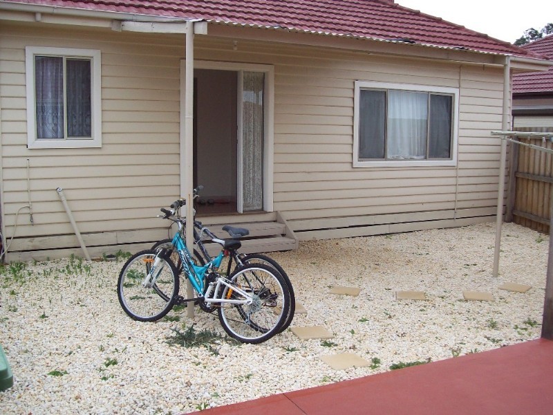 1/37 Clunes Street, Kingsbury VIC 3083