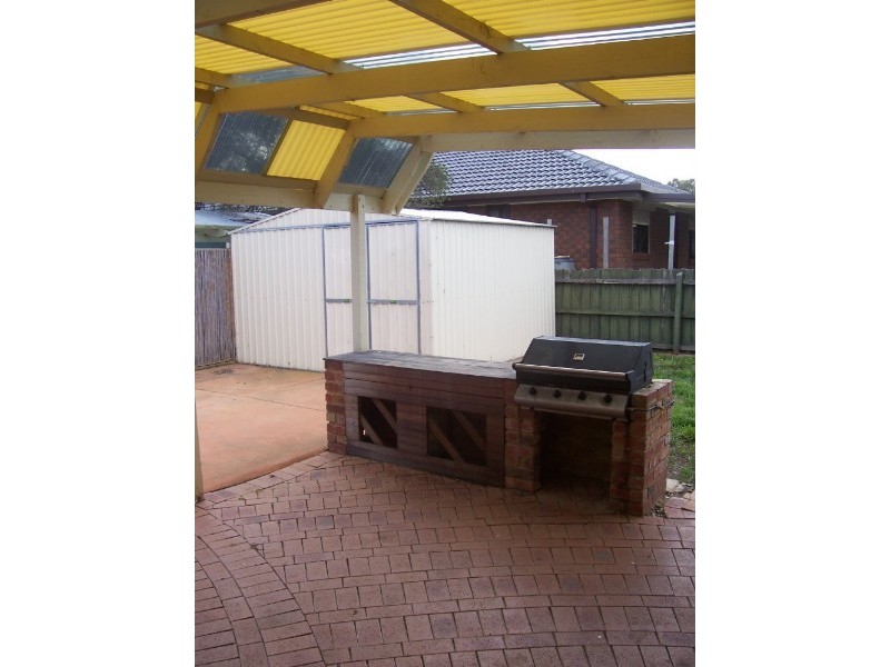 42 Greenhills Road, Bundoora VIC 3083