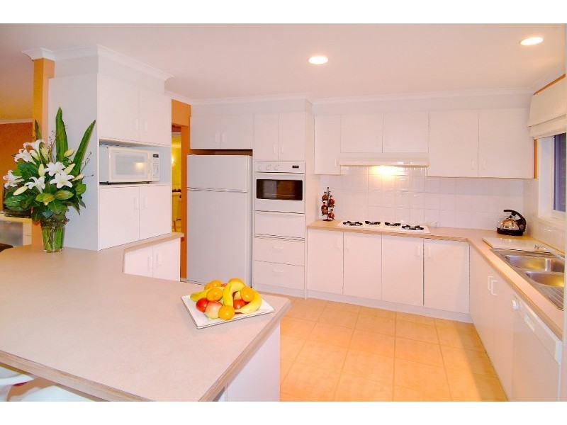 5 Silverdale Rise, Bundoora VIC 3083