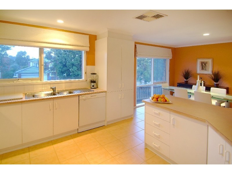 5 Silverdale Rise, Bundoora VIC 3083