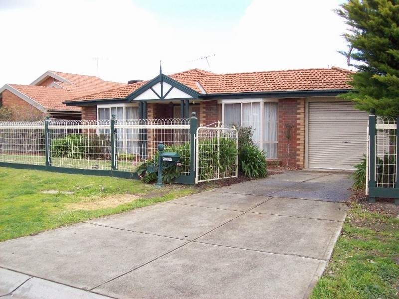 7 Butler Place, Mill Park VIC 3082