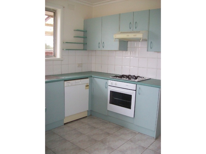 1 Green Avenue, Kingsbury VIC 3083