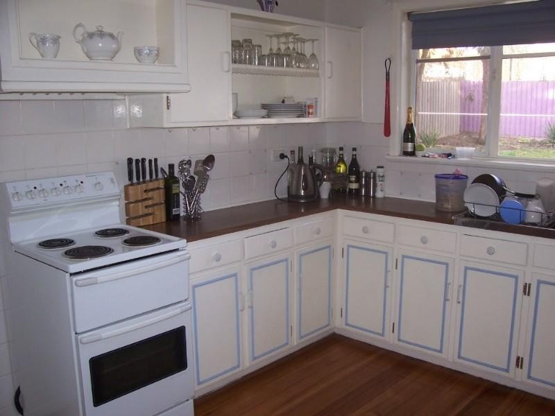 8 Dallas Crescent, Watsonia North VIC 3087