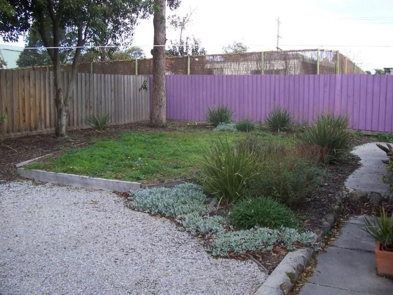 8 Dallas Crescent, Watsonia North VIC 3087