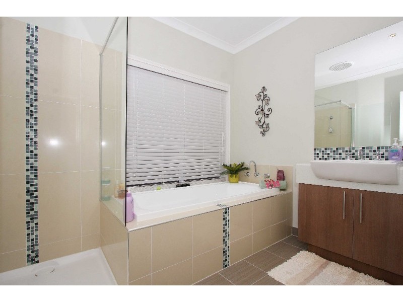 25 Gazania Terrace, Bundoora VIC 3083