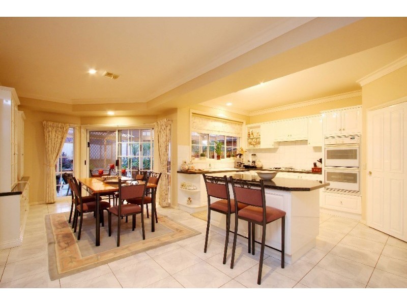 5 Hutchins Circuit, Bundoora VIC 3083