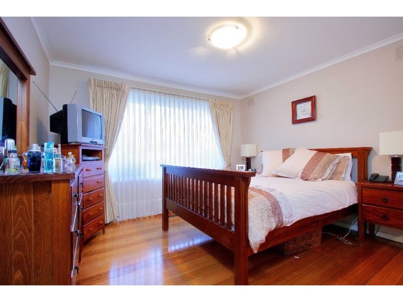 5 Buller Parade, Lalor VIC 3075