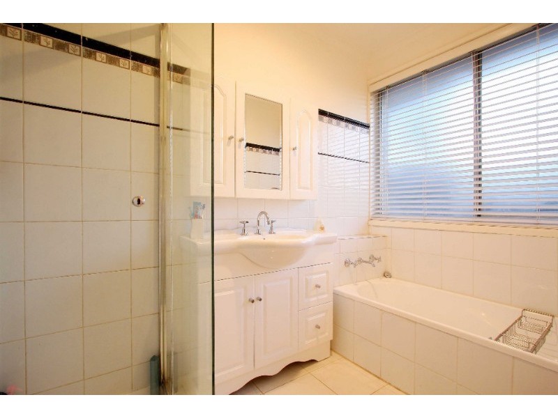 5 Buller Parade, Lalor VIC 3075