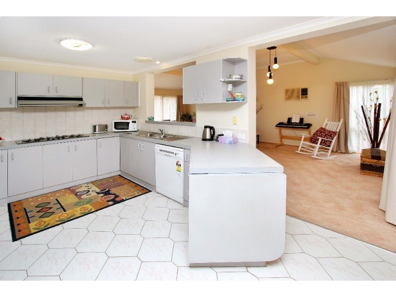 74 Garden Grove Drive, Mill Park VIC 3082