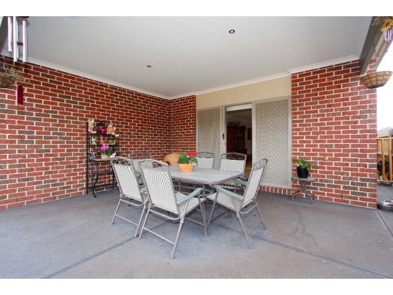 17 Paringa Avenue, South Morang VIC 3752