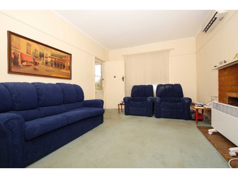 157 Boldrewood Parade, Reservoir VIC 3073