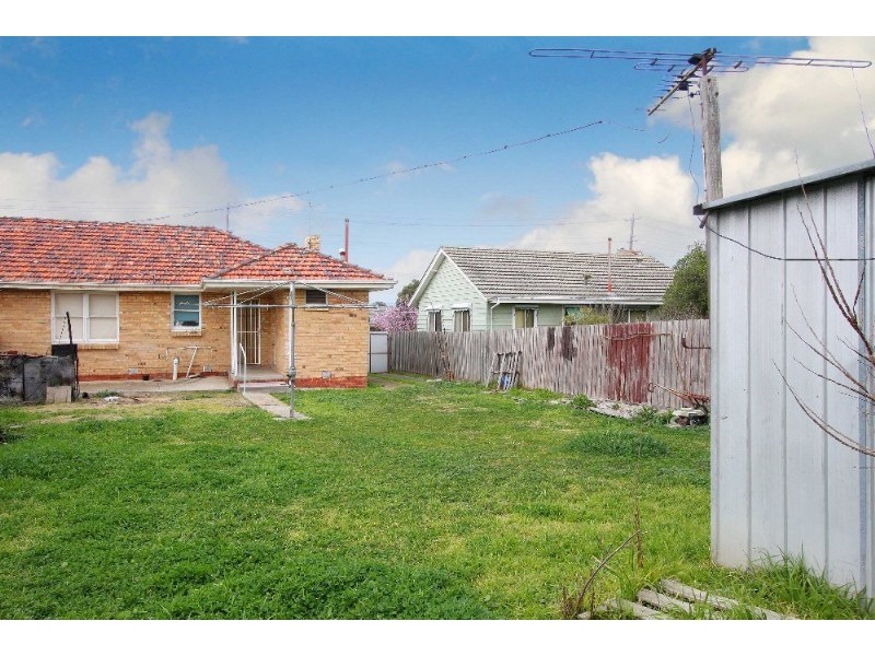 157 Boldrewood Parade, Reservoir VIC 3073