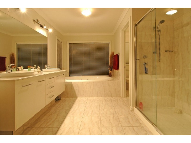 3 Barfield Walk, Bundoora VIC 3083