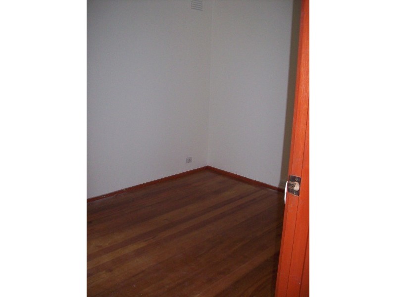 7 Landy Close, Mill Park VIC 3082