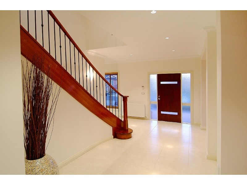 5 Bramble Crescent, Bundoora VIC 3083