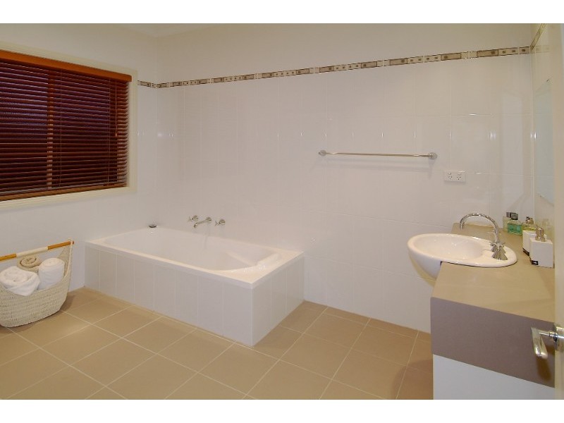 5 Bramble Crescent, Bundoora VIC 3083