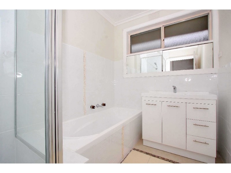 52 Windsor Crescent, Bundoora VIC 3083