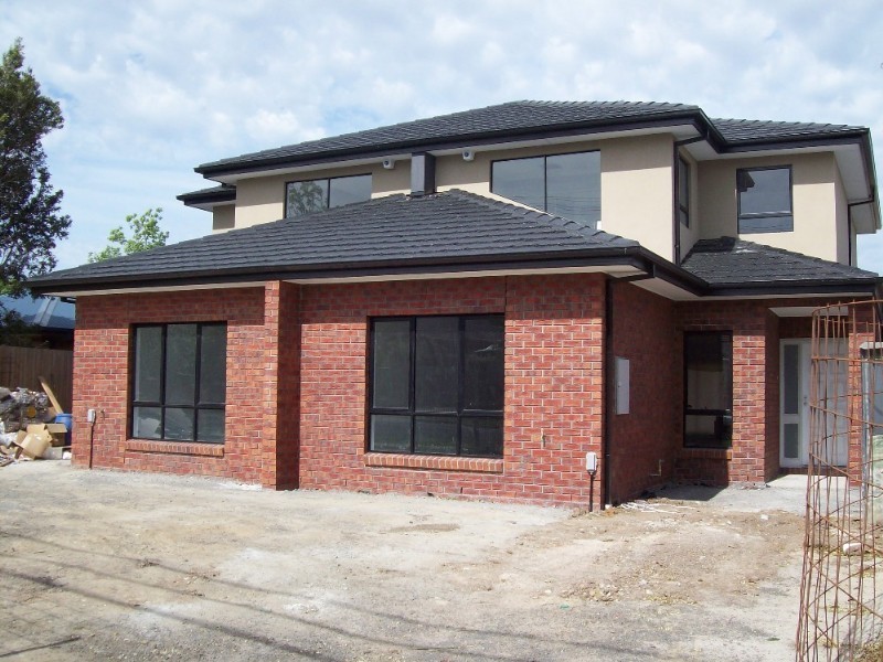 1 & 2/247 Wood Street, Preston VIC 3072