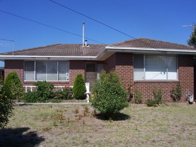 4 Windsor Crescent, Bundoora VIC 3083