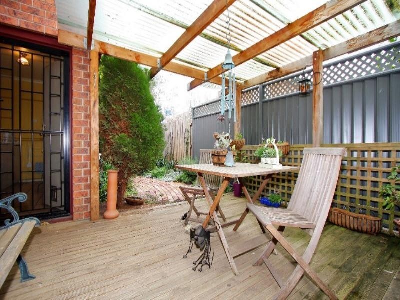 8/18-20 McLeans Road, Bundoora VIC 3083