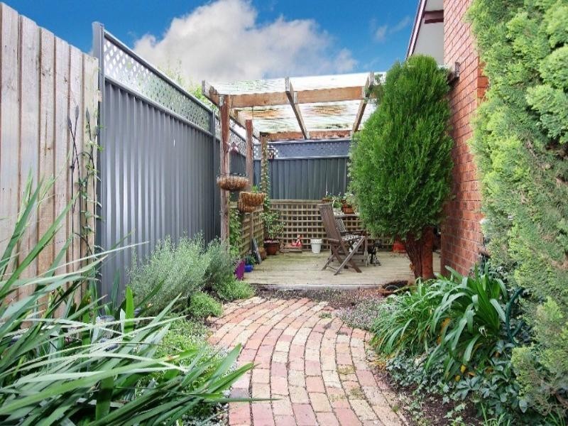8/18-20 McLeans Road, Bundoora VIC 3083