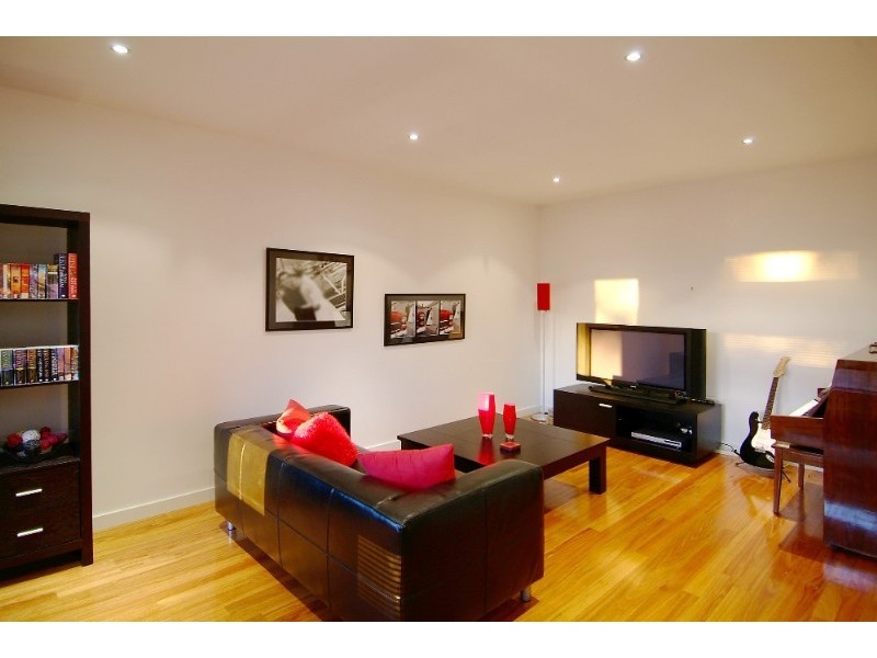 3 Wingspan Avenue, South Morang VIC 3752