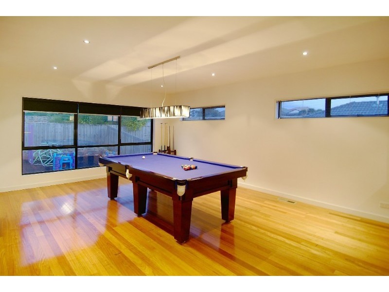 3 Wingspan Avenue, South Morang VIC 3752