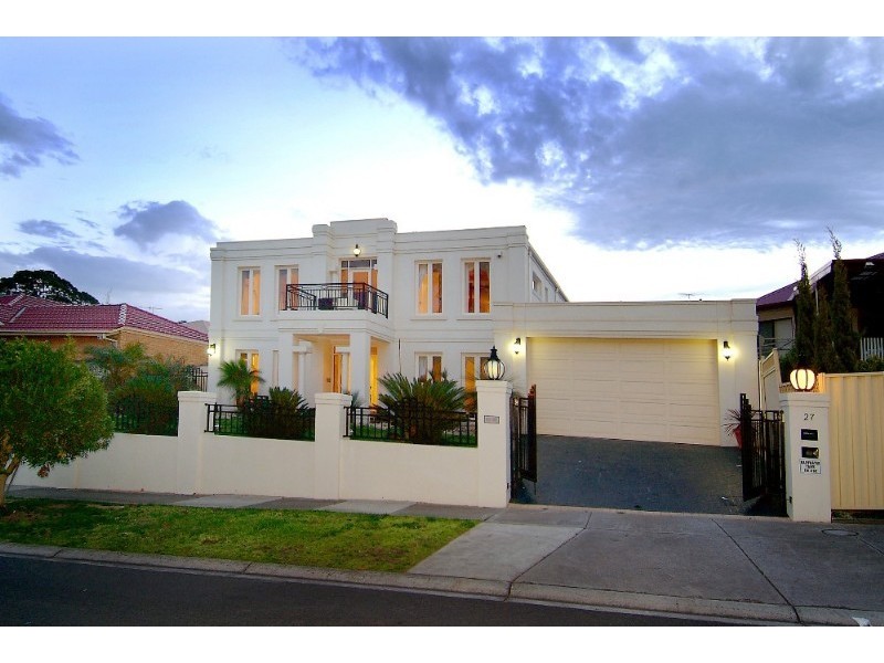 27 Montana Way, Mill Park VIC 3082
