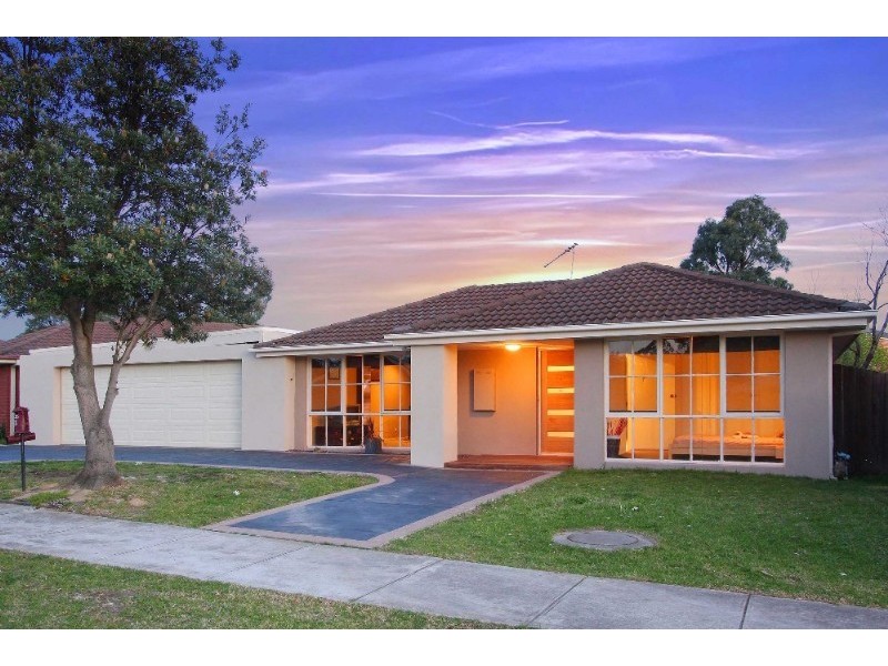 23 Jacaranda Drive, Mill Park VIC 3082