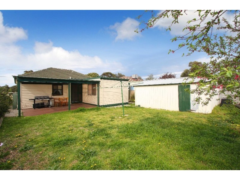 2 Whittier Street, Kingsbury VIC 3083