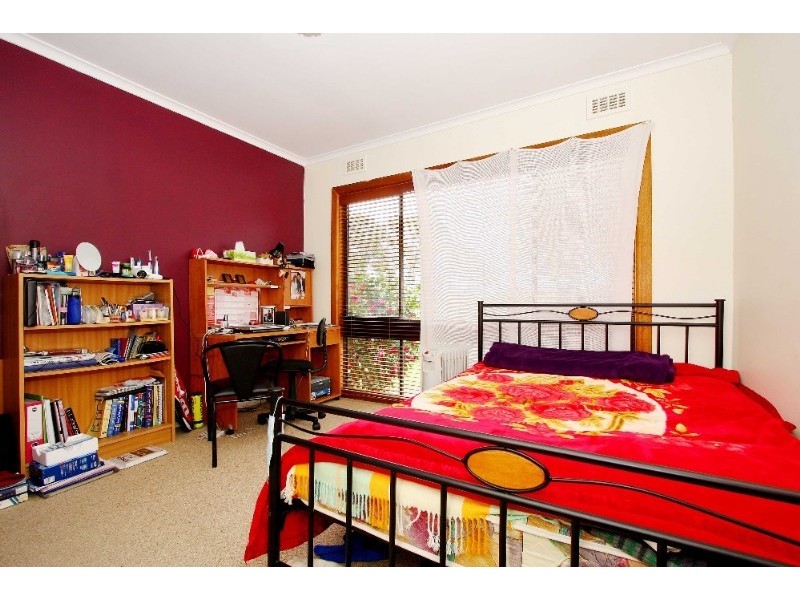 2 Whittier Street, Kingsbury VIC 3083