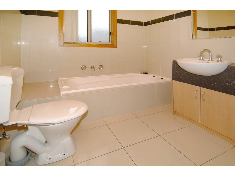 4/1 Morang Drive, Mill Park VIC 3082