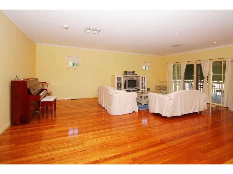 1 Gleditsia Way, Bundoora VIC 3083