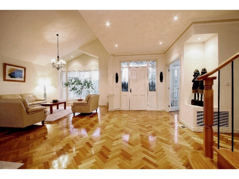 23 Wisteria Drive, Bundoora VIC 3083