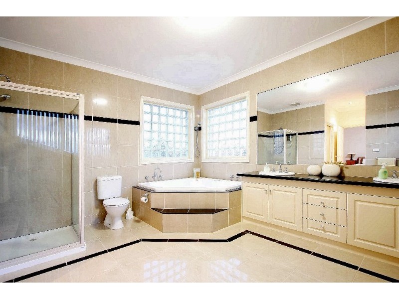 23 Wisteria Drive, Bundoora VIC 3083