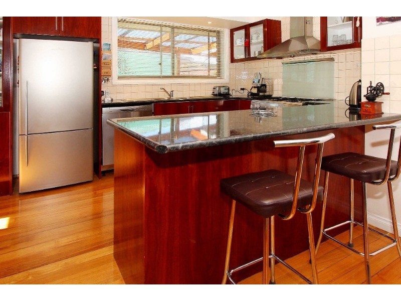 112 Darebin Drive, Thomastown VIC 3074