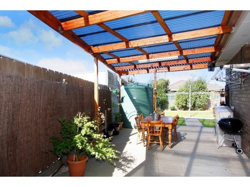 112 Darebin Drive, Thomastown VIC 3074