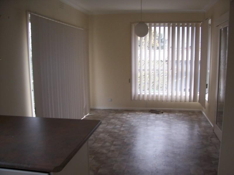 8 Fenwick Court, Bundoora VIC 3083