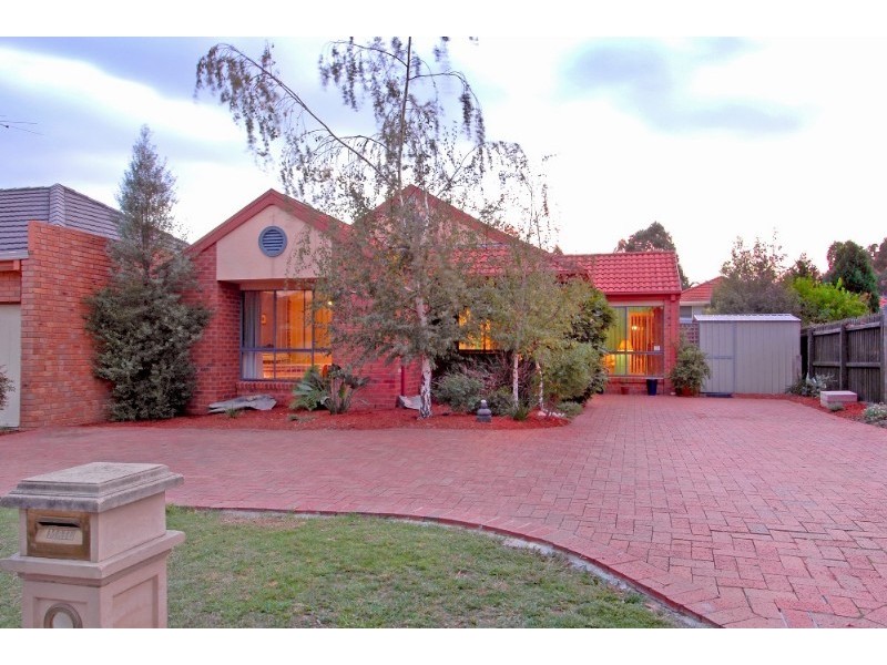 7 Moonstone Walk, Bundoora VIC 3083