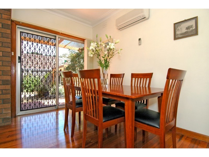 11 Loyola Court, Watsonia VIC 3087