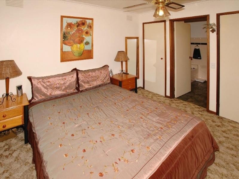 18 Japonica Street, Bundoora VIC 3083