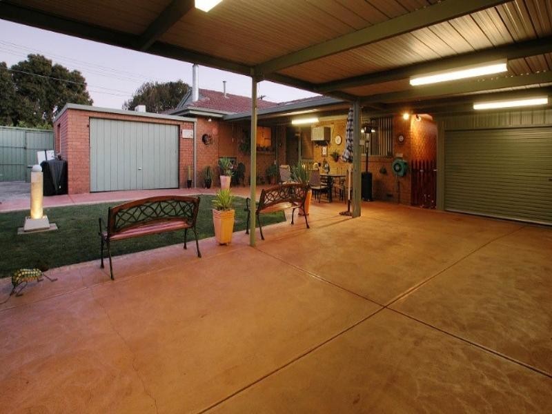 18 Japonica Street, Bundoora VIC 3083