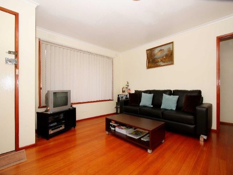 3/5 Louis Street, Reservoir VIC 3073