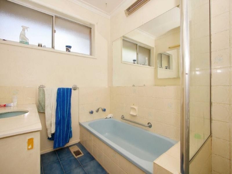 2 Rae Court, Bundoora VIC 3083